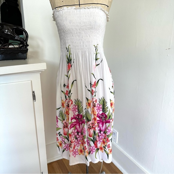 Hibiscus Collection Hawaii 🌺 Tube Dress One Size ☀️ White Floral Print - Picture 3 of 6